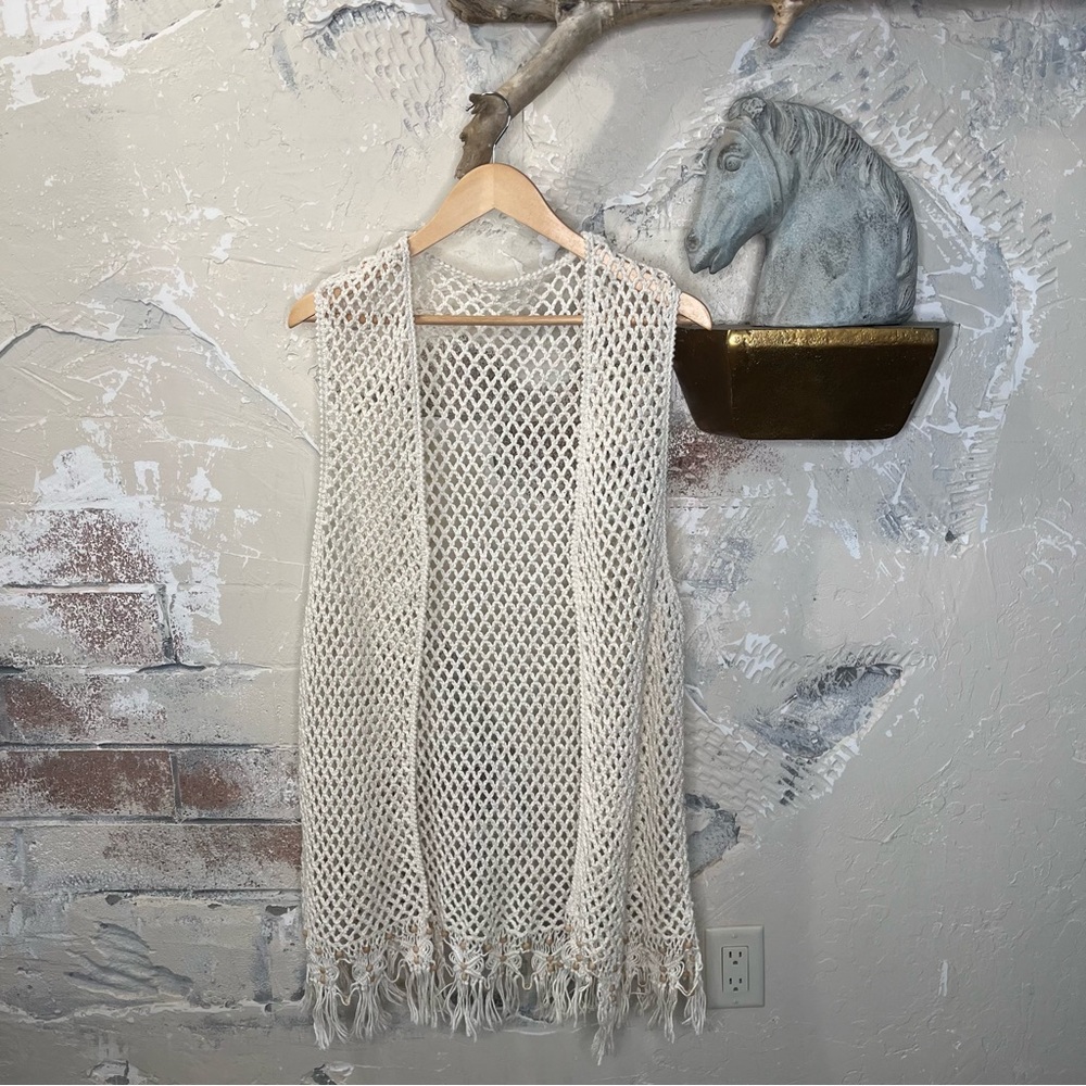 Crochet Open Weave Cream Open Front Sleeveless Lo… - image 5